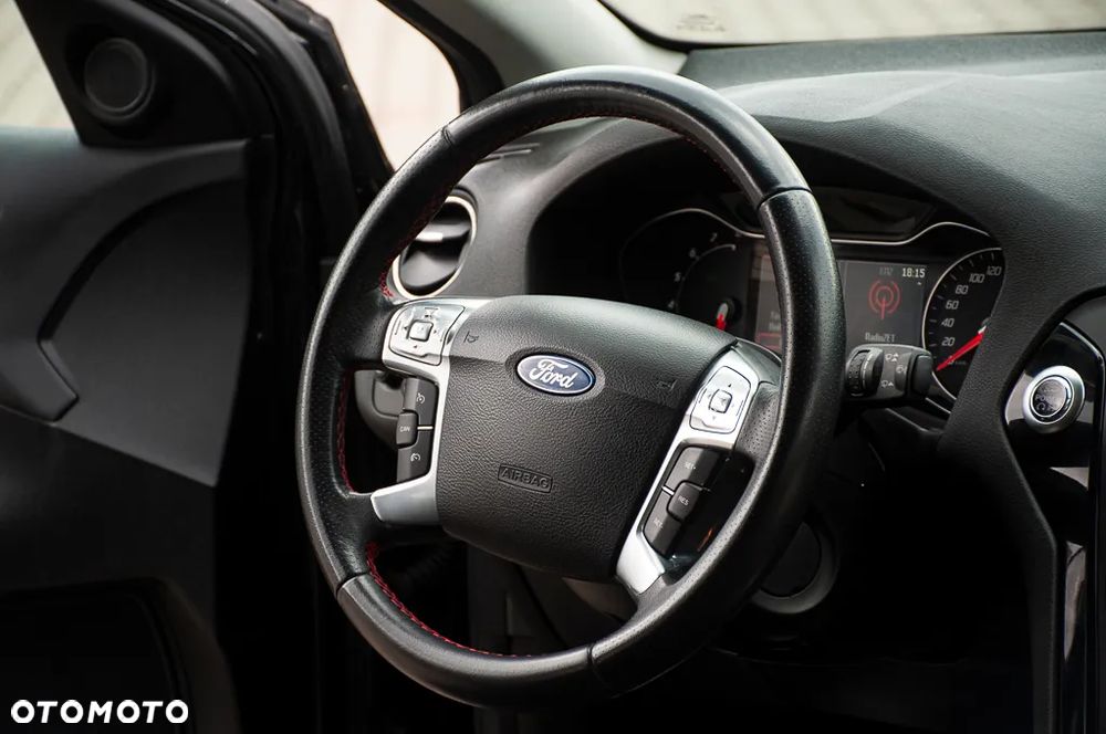 Ford Mondeo 2.0 EcoBoost Titanium S - 28