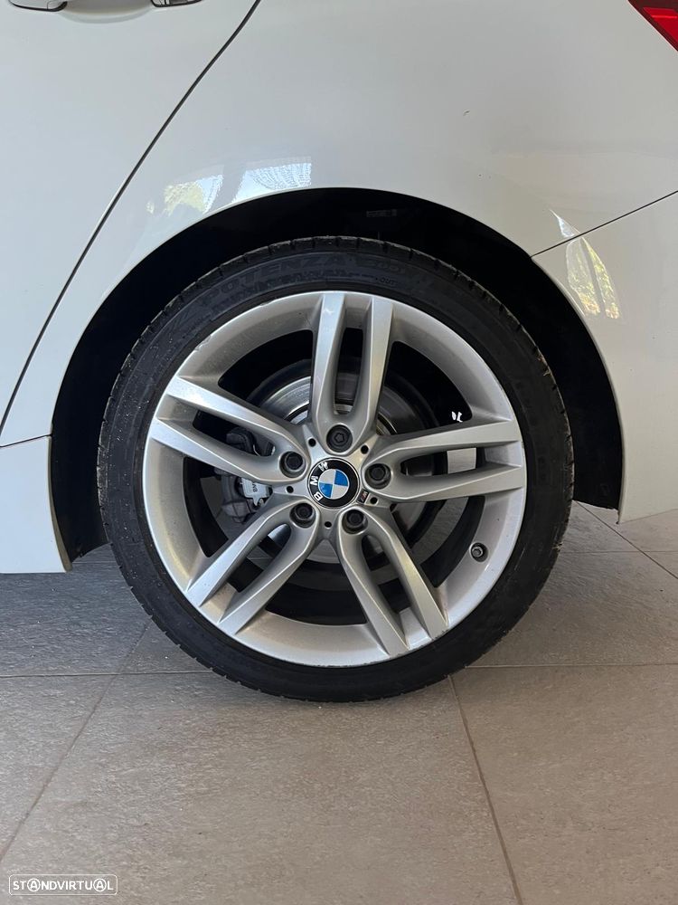 BMW 116 d Pack M - 3