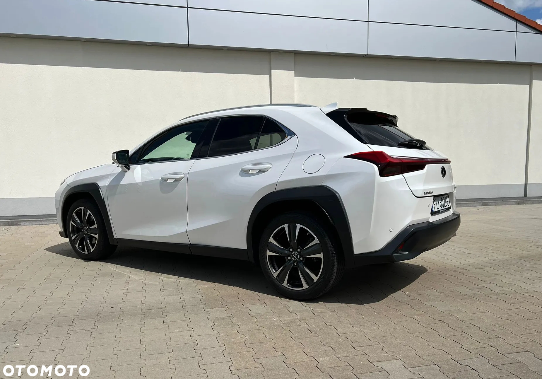 Lexus UX - 7
