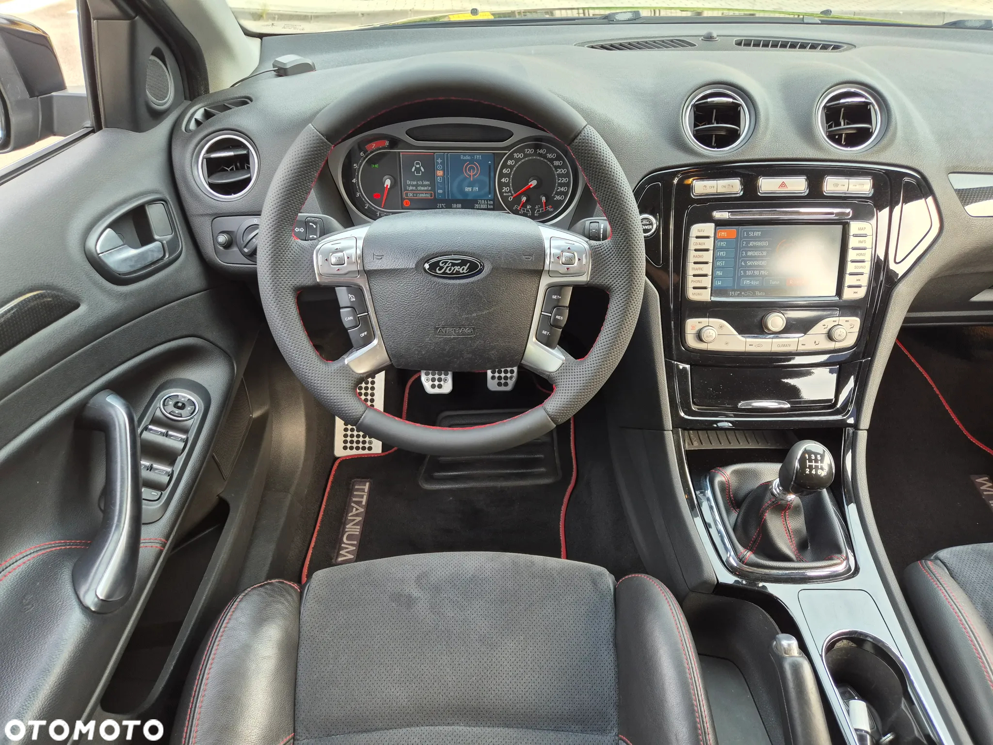 Ford Mondeo 2.5 Titanium S - 38
