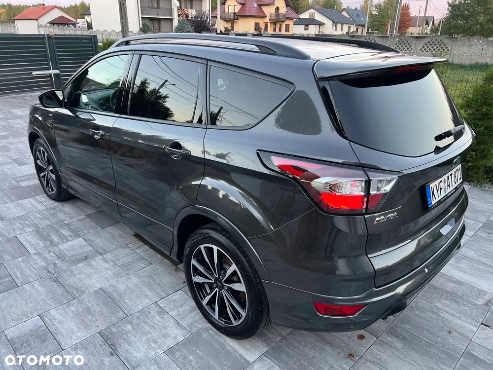 Ford Kuga 2.0 TDCi 2x4 ST-Line - 17