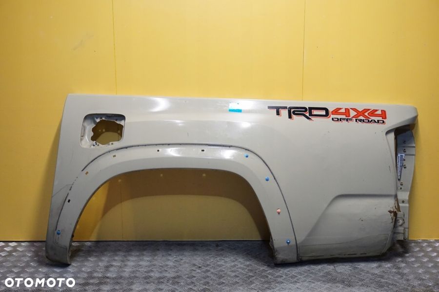 TOYOTA TACOMA TRD 4x4 2016 - 2023 Błotnik Bok Paka Ćwiartka Lewy Tył USA - 1