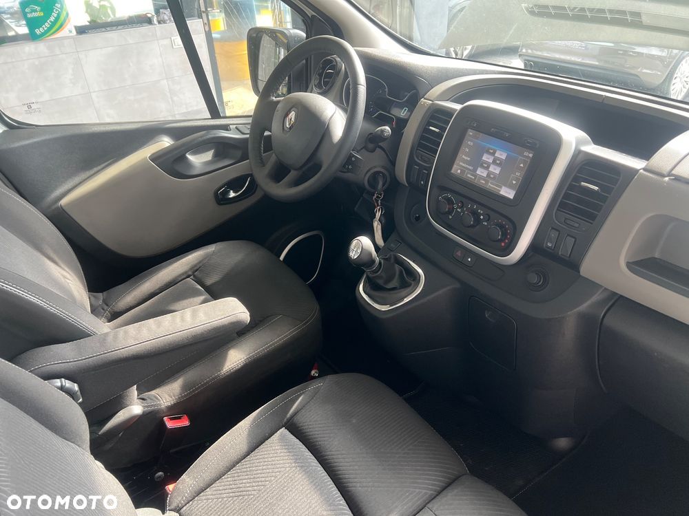 Renault Trafic - 24