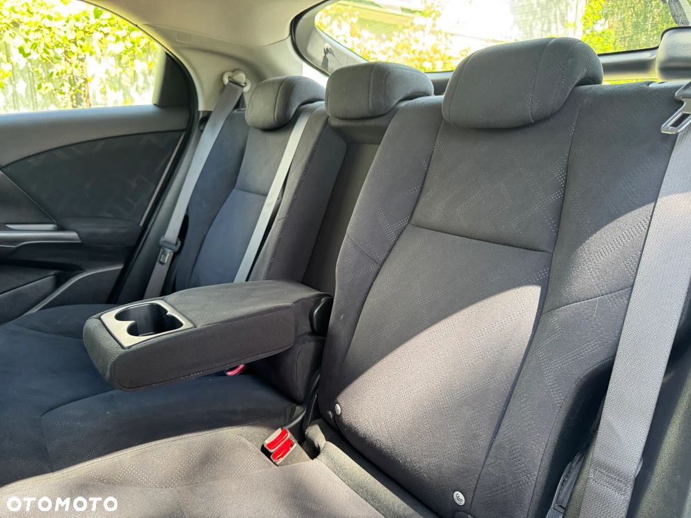 Honda Civic 1.8 Executive NAVI - 32