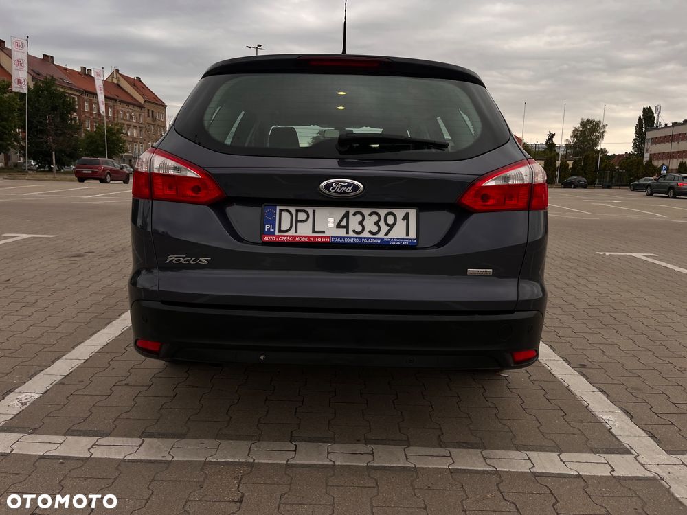 Ford Focus 1.6 TDCi ECOnetic 99g Start-Stopp-System Champions Edition - 18