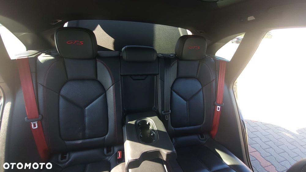 Porsche Macan GTS - 12