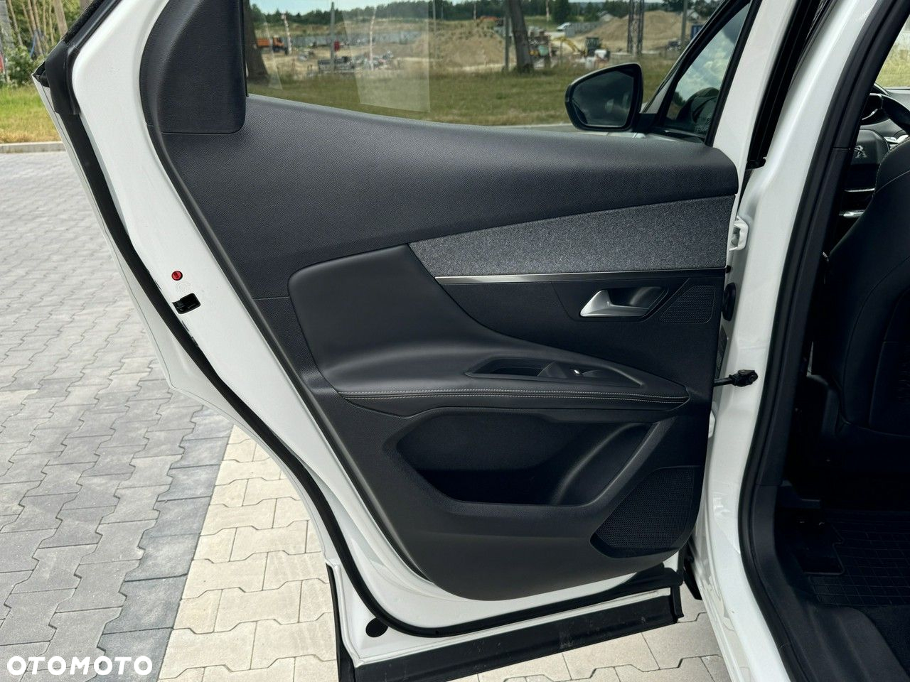 Peugeot 3008 PureTech 130 Stop & Start GPF EAT8 GT - 31