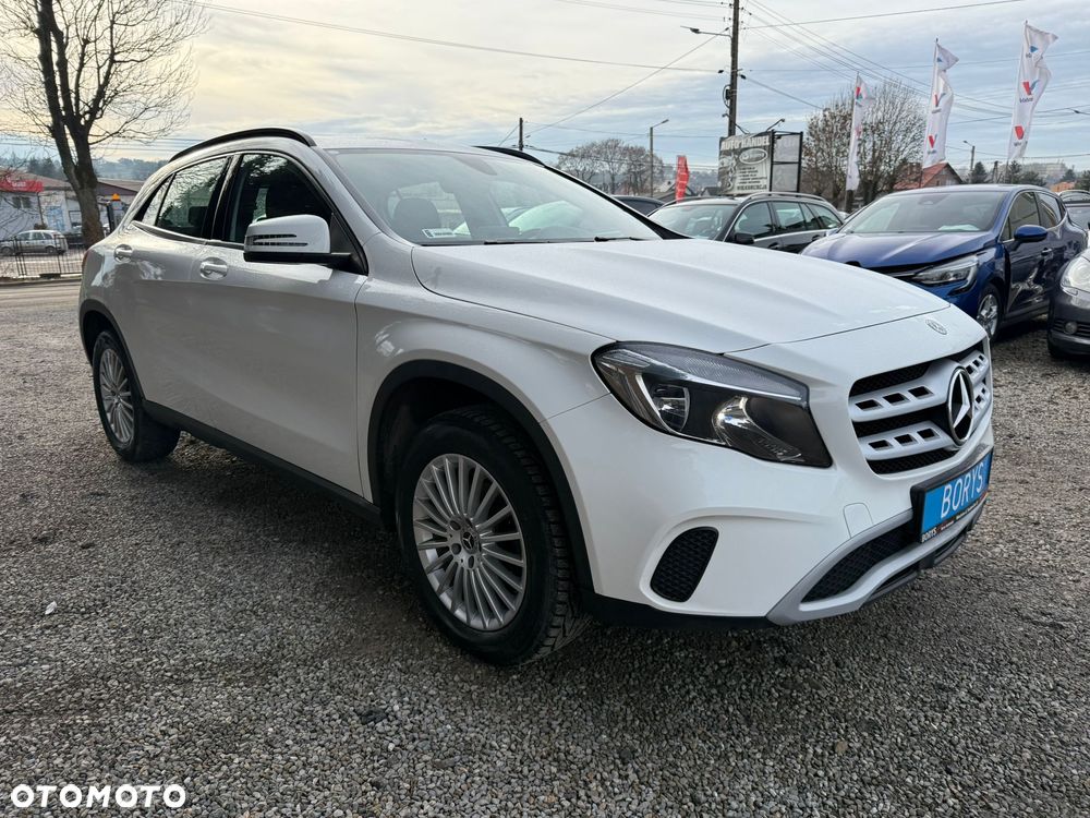 Mercedes-Benz GLA 200 d 7G-DCT Style - 2