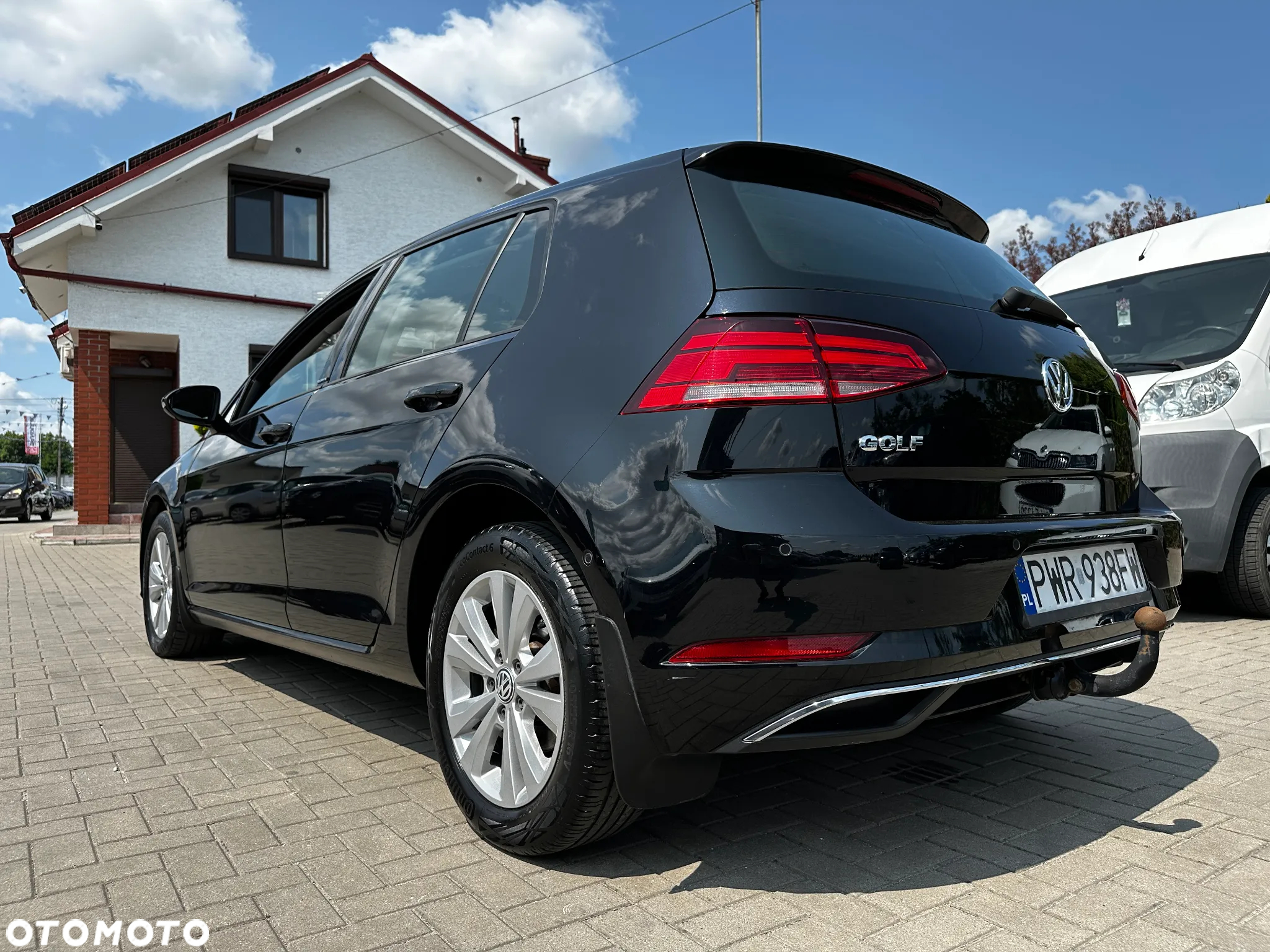 Volkswagen Golf - 35