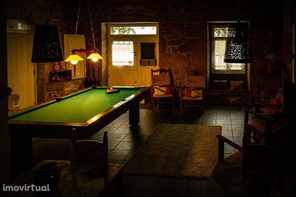 Edificio de habitação com 7 suítes, sala de refeições, sala de jogos, - Grande imagem: 4/28