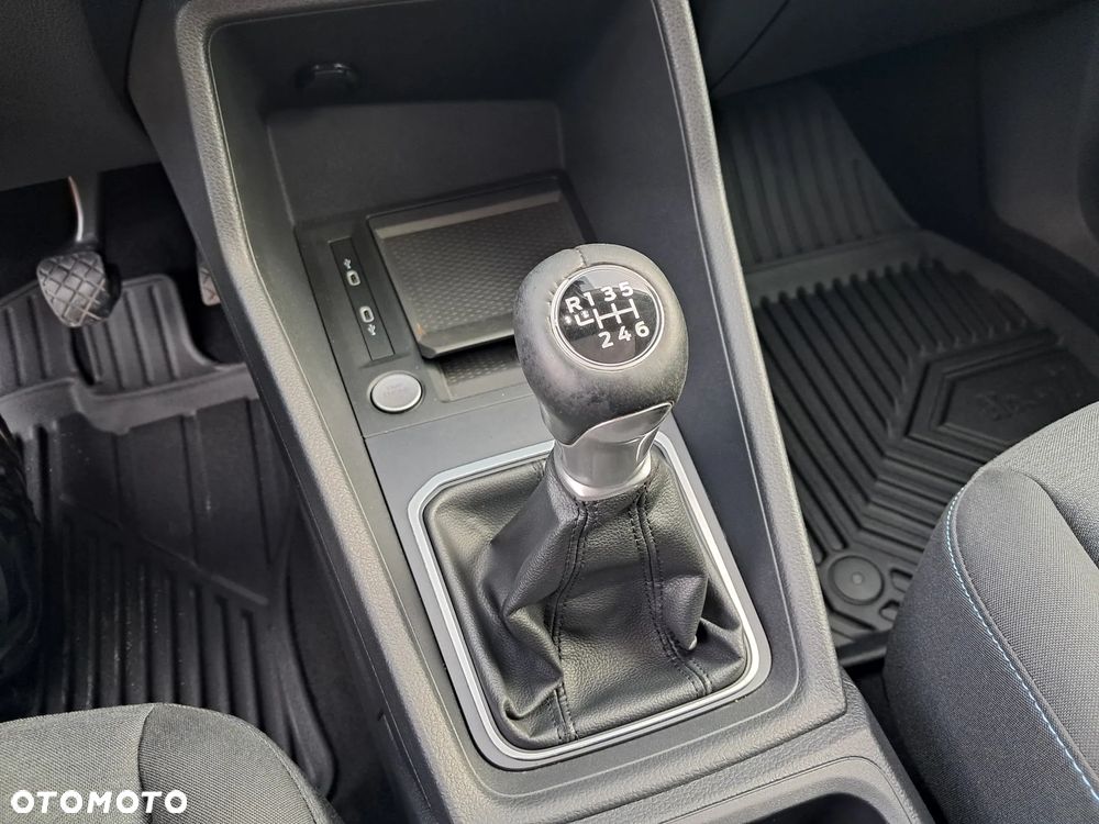 Ford Tourneo Connect Grand - 21