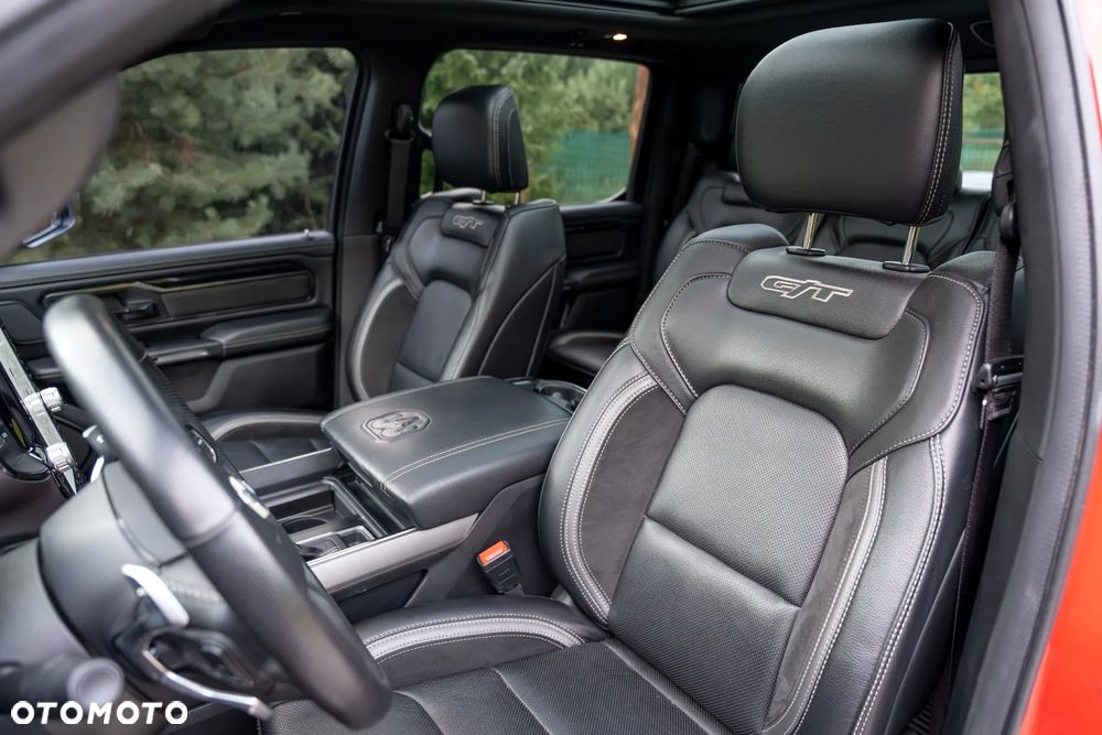 RAM 1500 5.7 Crew Cab Shortbed Laramie Sport - 22