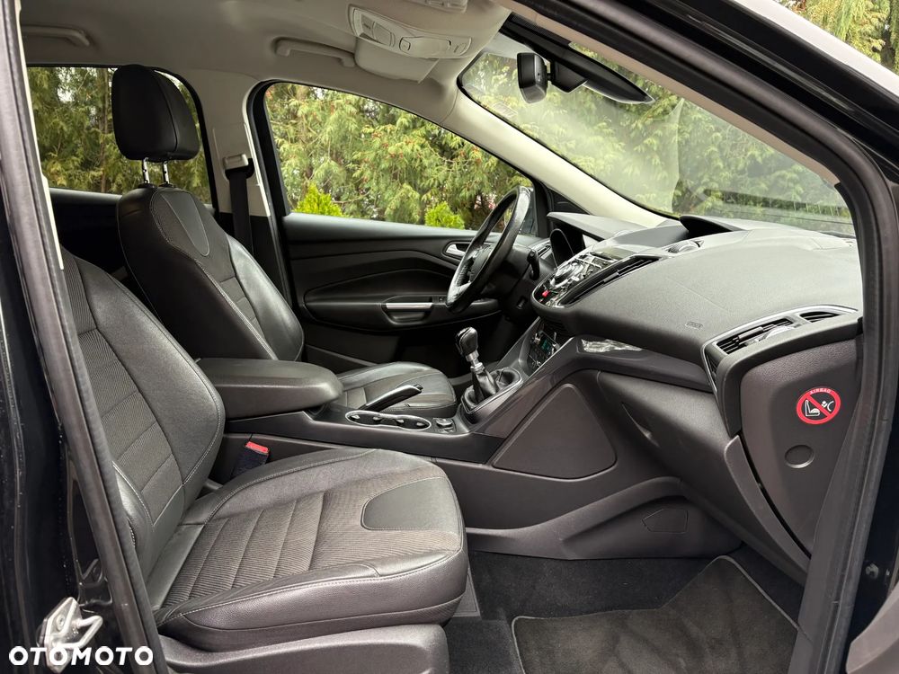 Ford Kuga 2.0 TDCi 4WD Titanium Plus - 15