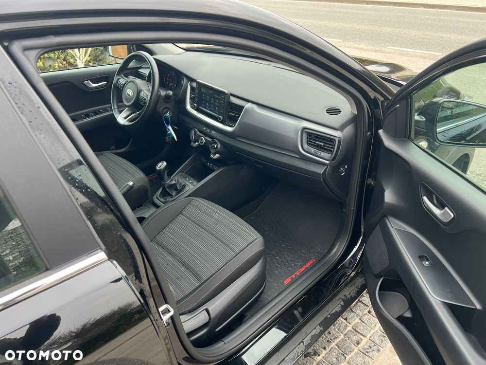Kia Stonic 1.0 T-GDI L - 32