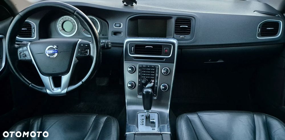 Volvo V60 D3 Geartronic Summum - 5