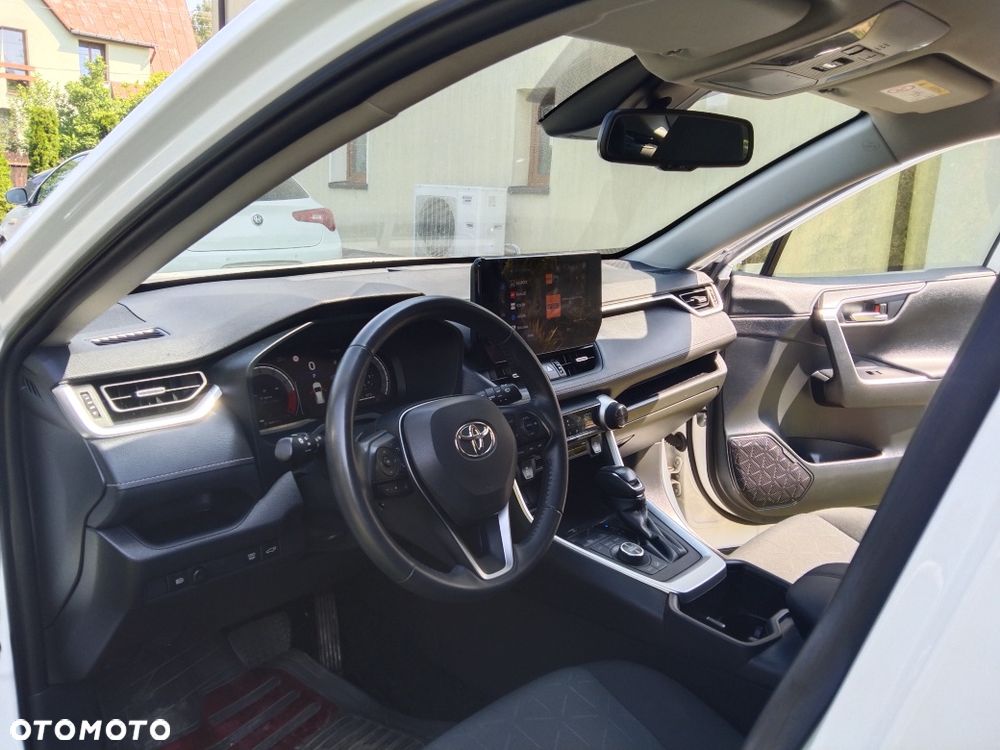 Toyota RAV4 - 7