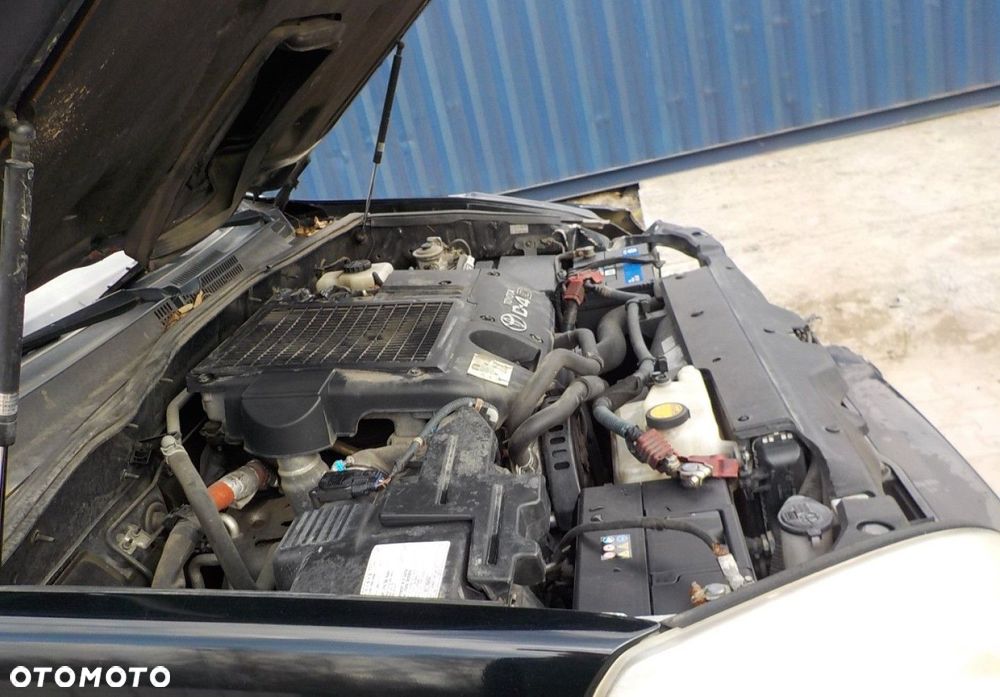 Toyota Land Cruiser - 4