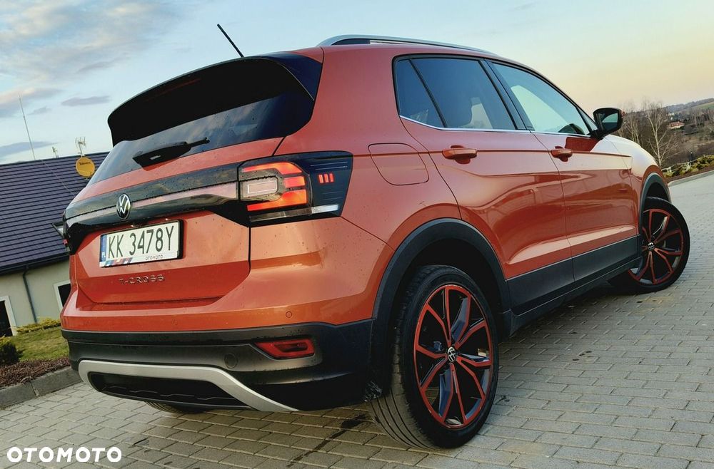 Volkswagen T-Cross - 12