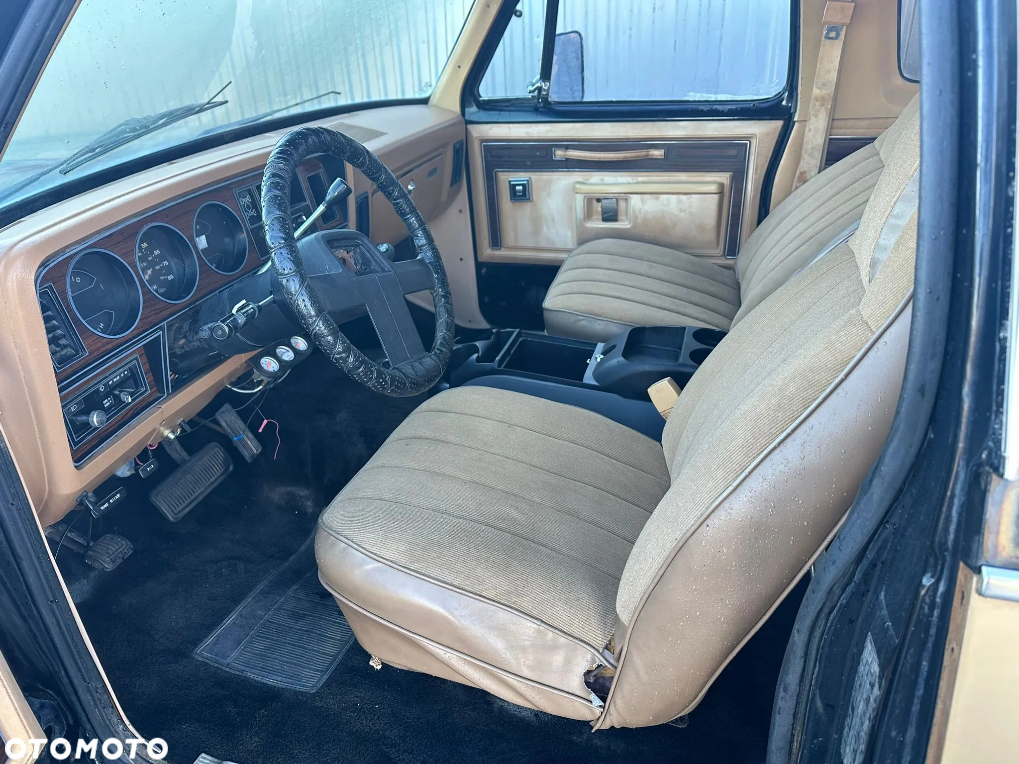 Dodge RAM - 10