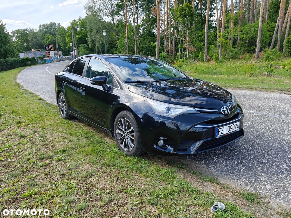 Toyota Avensis 1.8 Active - 1
