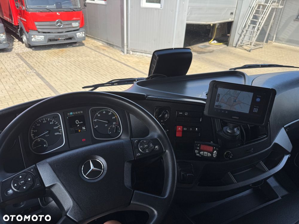 Mercedes-Benz ATEGO - 30