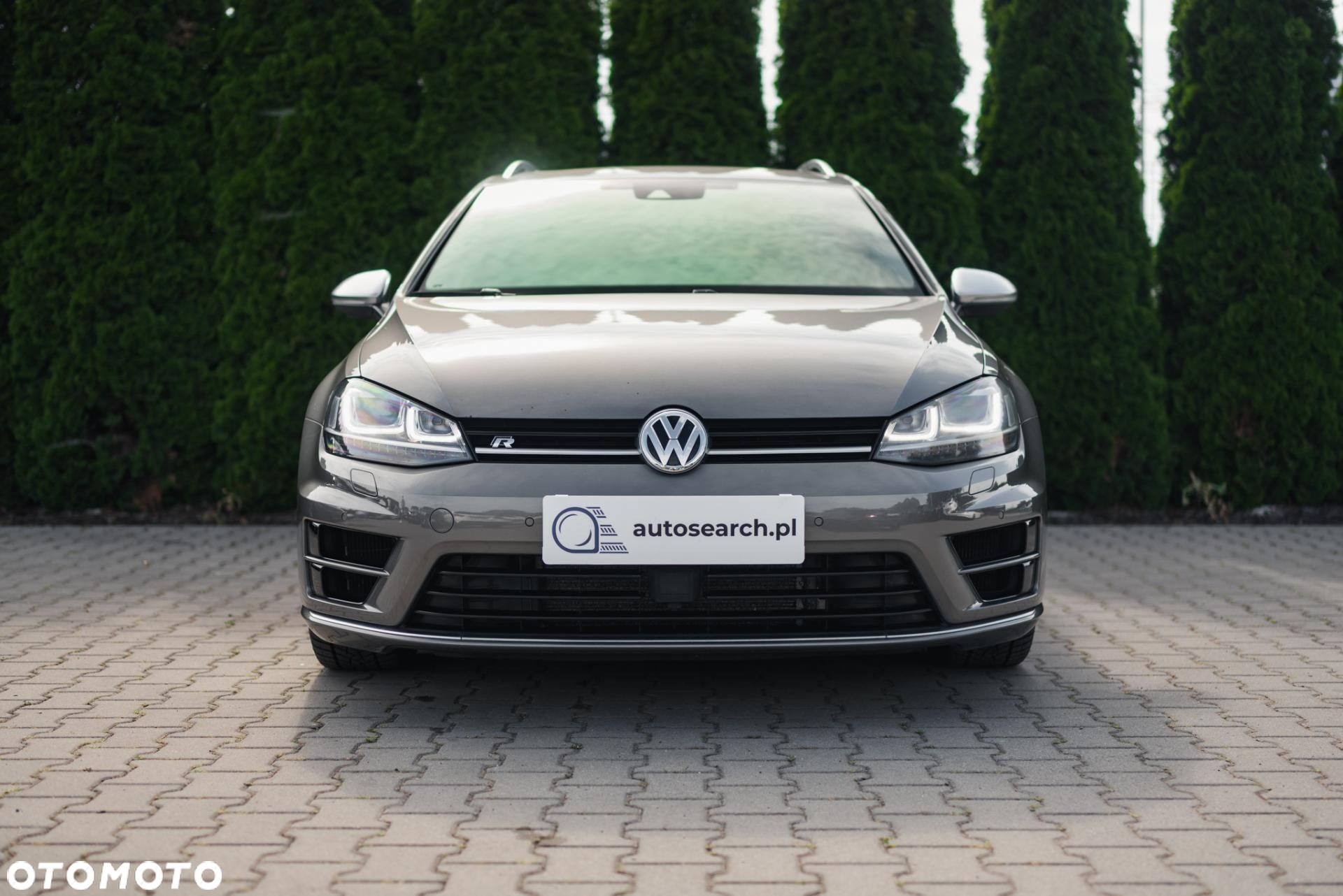 Volkswagen Golf - 2