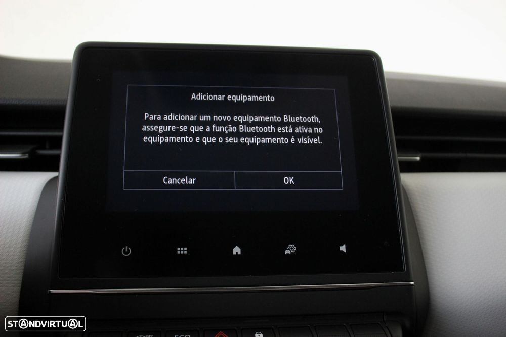 Renault Clio 1.0 TCe Limited Bi-Fuel - 24