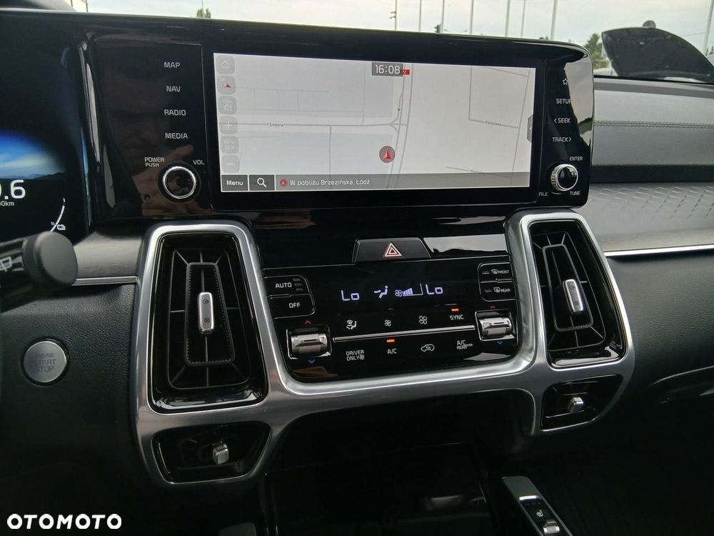 Kia Sorento - 22