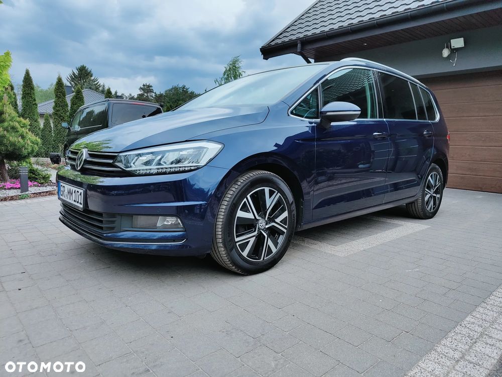 Volkswagen Touran 2.0 TDI SCR DSG Highline - 38