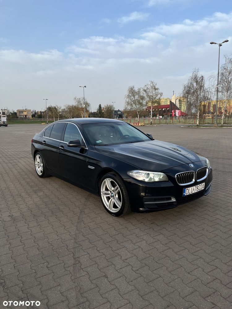 BMW Seria 5 520d xDrive - 3