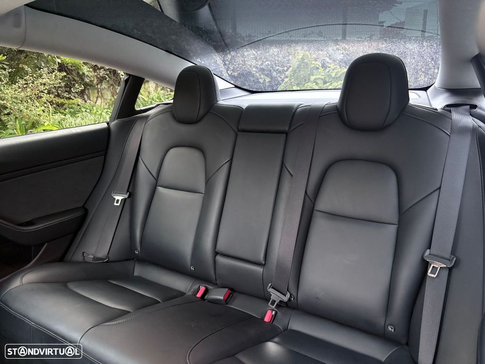 Tesla Model 3 Long Range Tração Integral Premium - 37