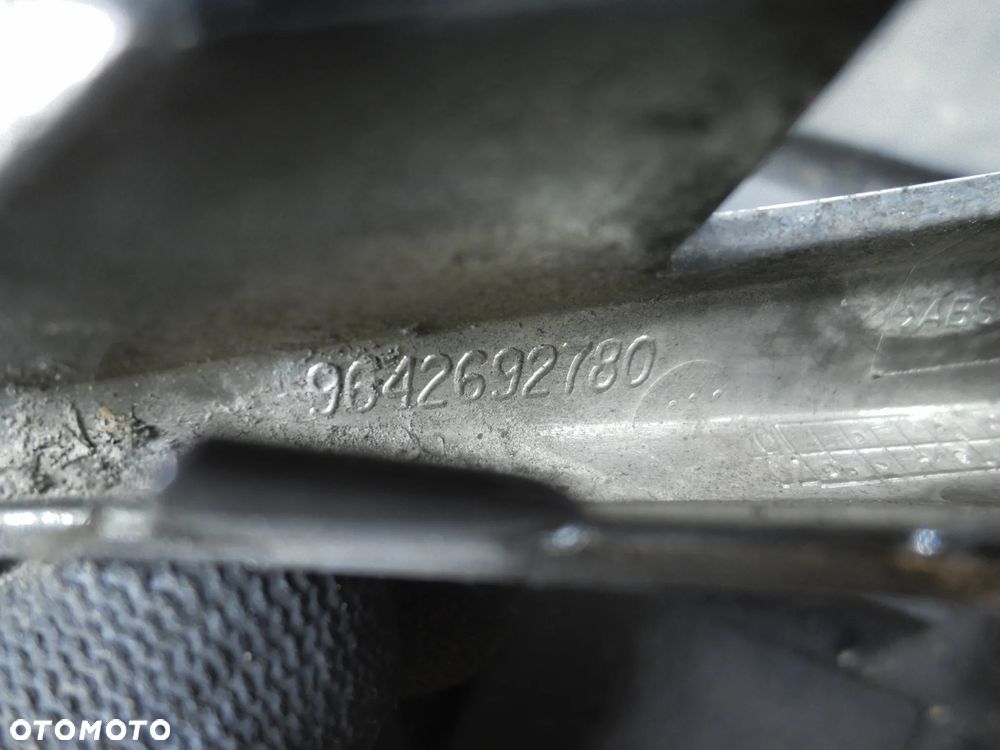 Znaczek Citroen C3 emblemat atrapy szewron szewrony chrom 02-05 9642692780 - 3