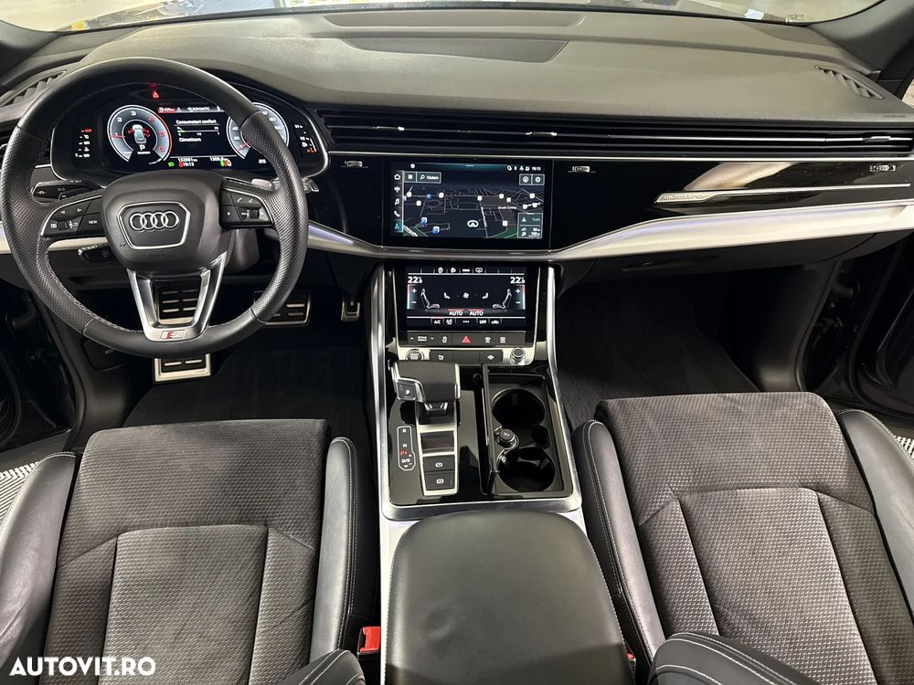 Audi Q8 - 10