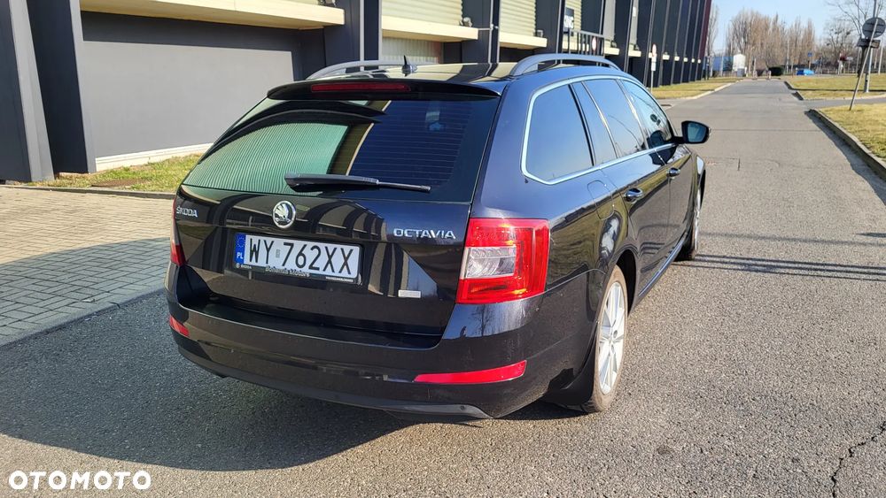 Skoda Octavia 1.6 TDI Elegance DSG - 6