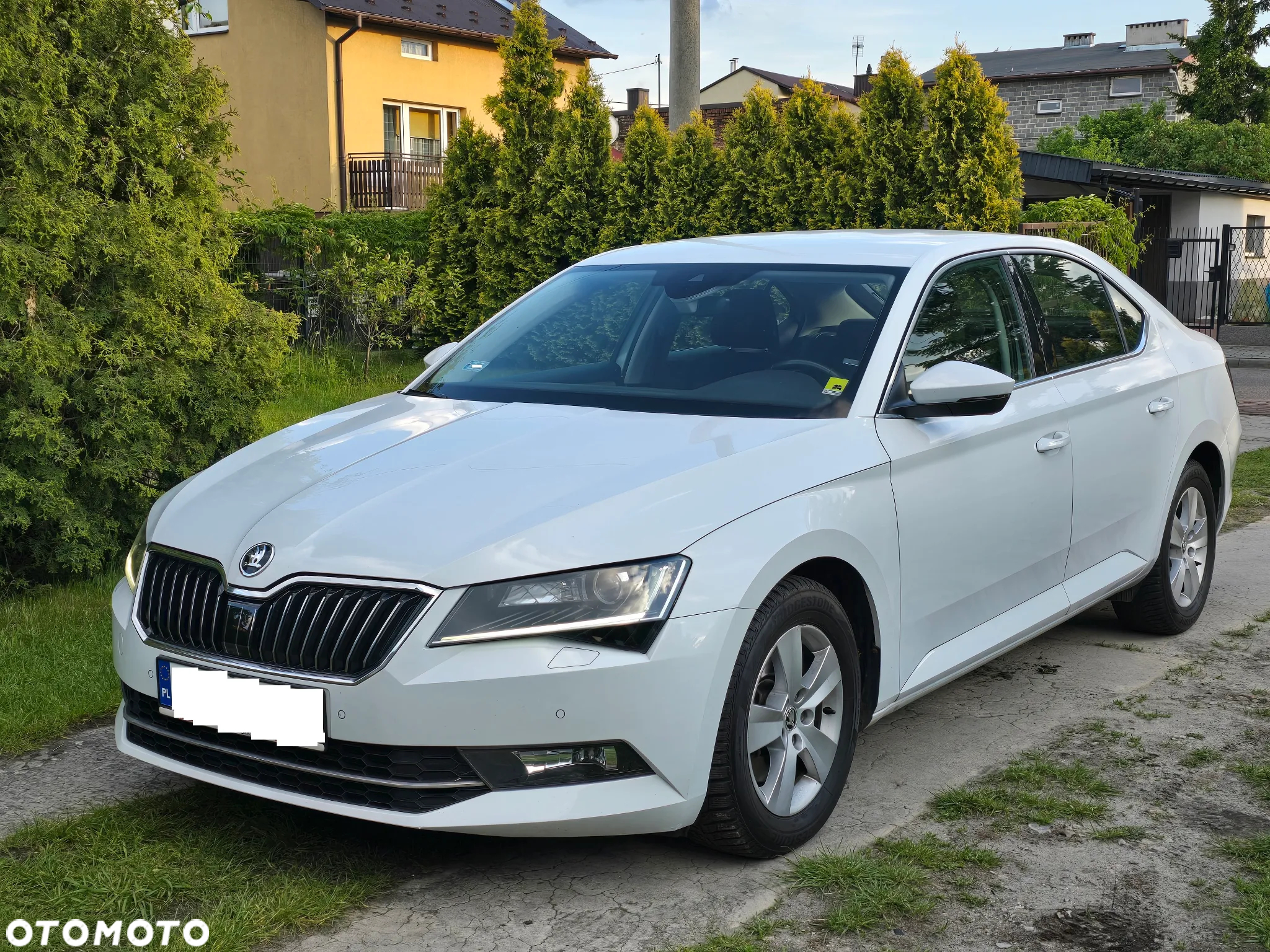 Skoda Superb 2.0 TDI Style DSG - 2