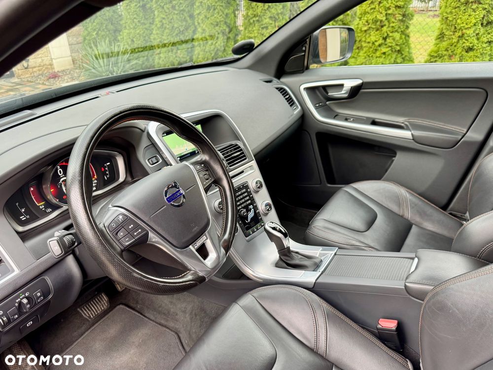 Volvo XC 60 D4 Momentum - 20