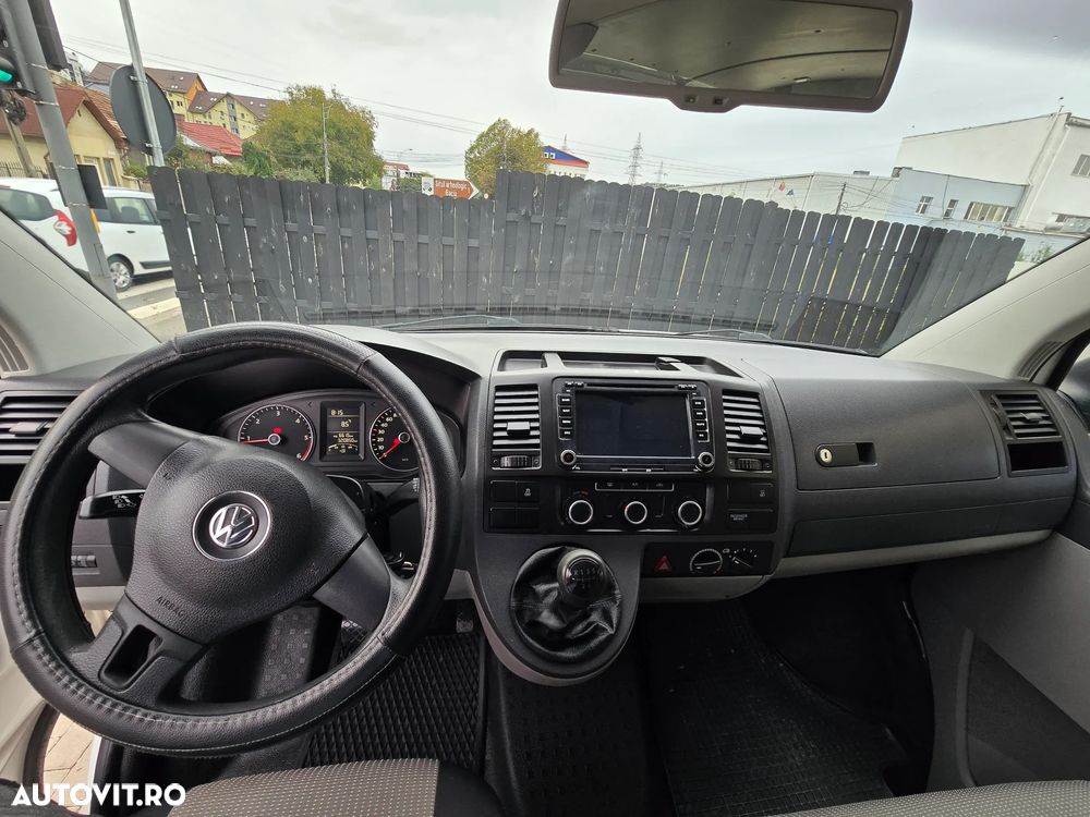 Volkswagen Transporter - 16
