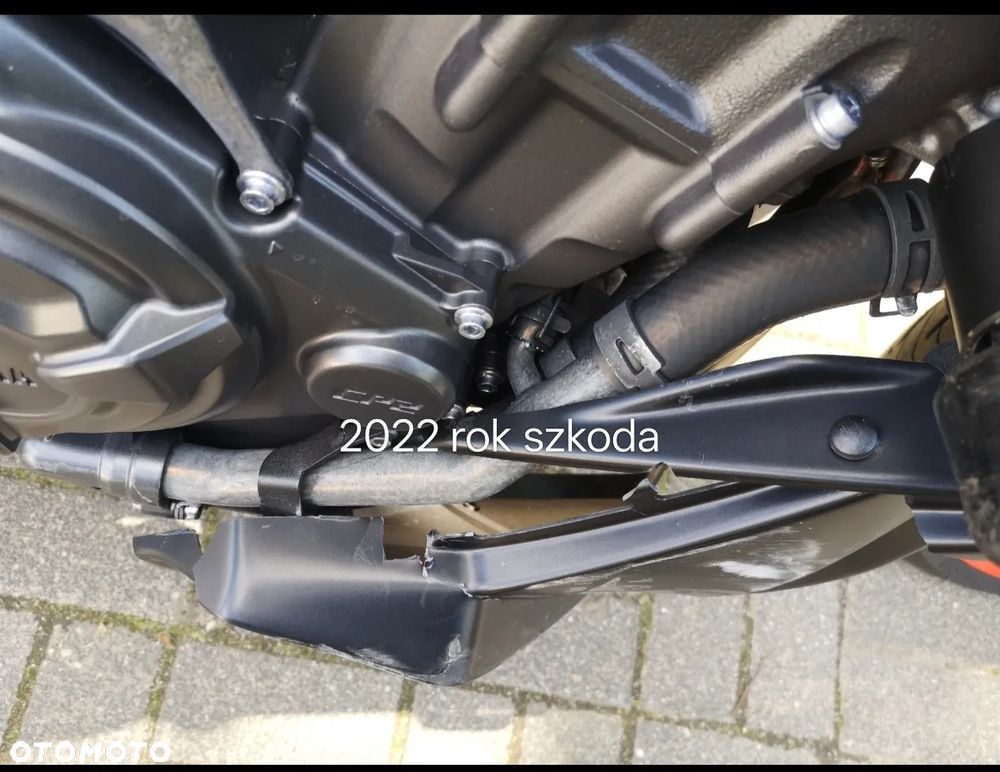 Yamaha MT - 20