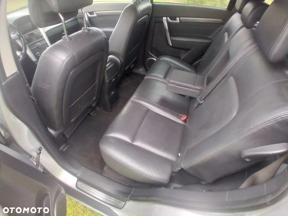 Chevrolet Captiva 2.0 4WD 7 Sitzer Automatik LT Exclusive - 6