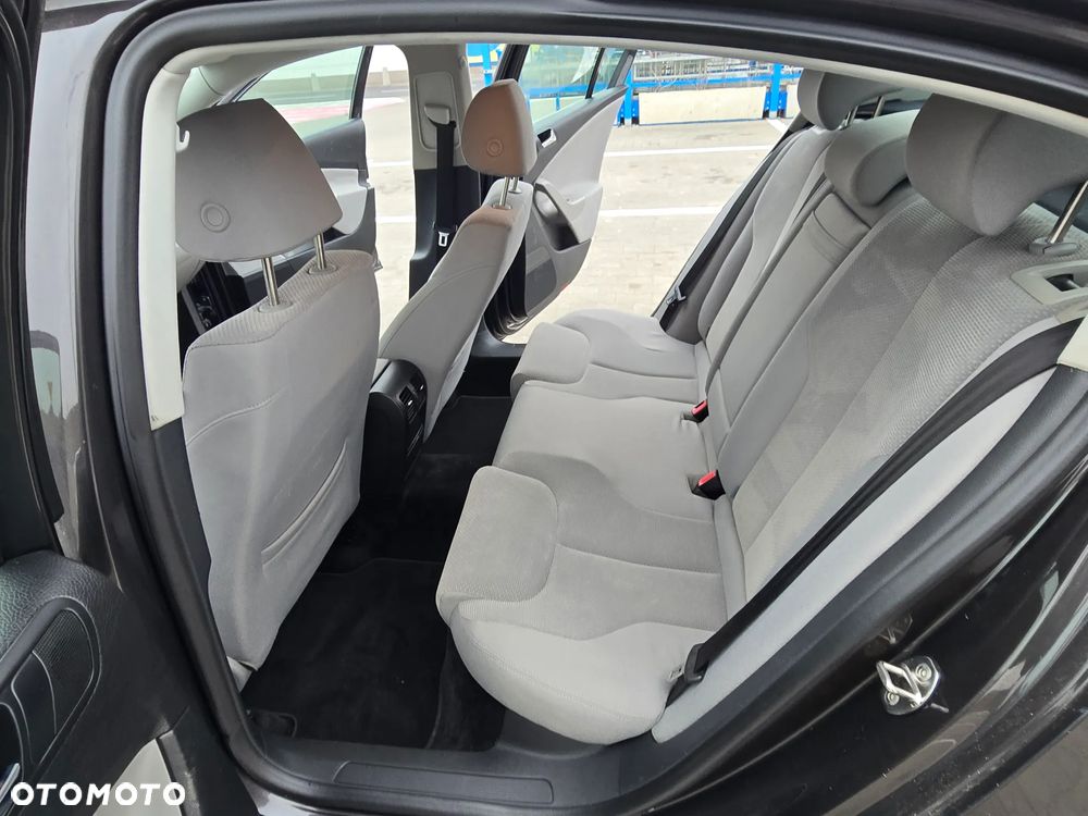 Volkswagen Passat 1.9 TDI Comfortline - 20