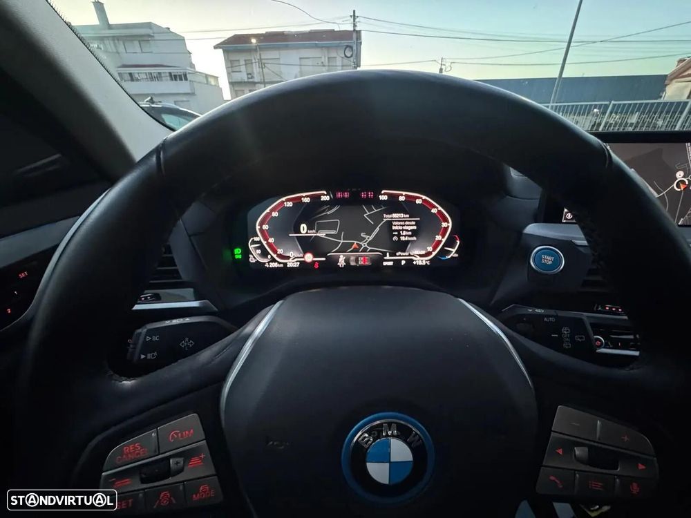 BMW iX3 Inspiring - 13