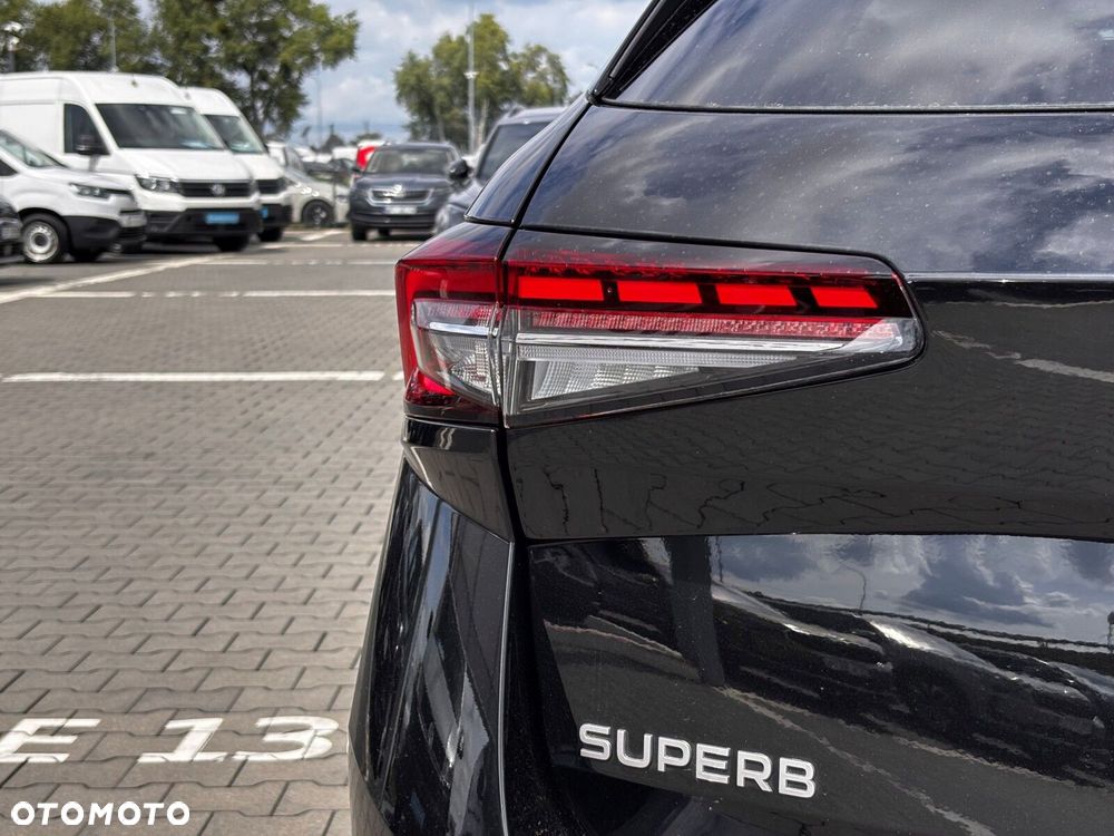 Skoda Superb 1.5 TSI mHEV Selection DSG - 11