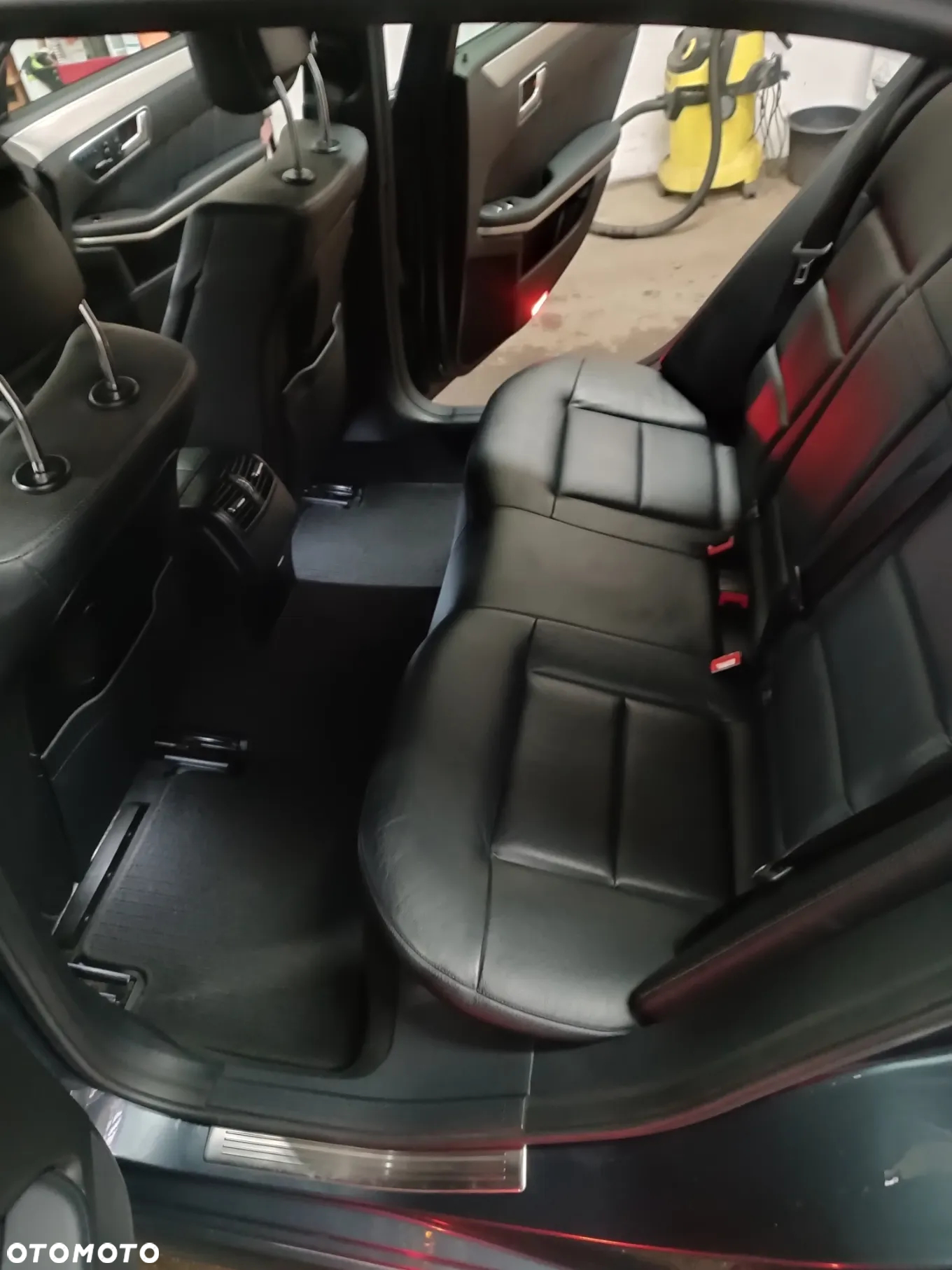 Mercedes-Benz Klasa E 350 CDI 4-Matic BlueEff Elegance - 12