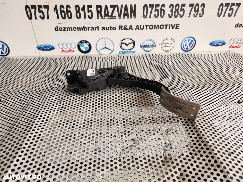 Pedala Acceleratie Ford Kuga 2 Volan Stanga Cod HV61-9F836-AA Dezmembrez Ford Kuga 2 - Dezmembrari Arad - 1