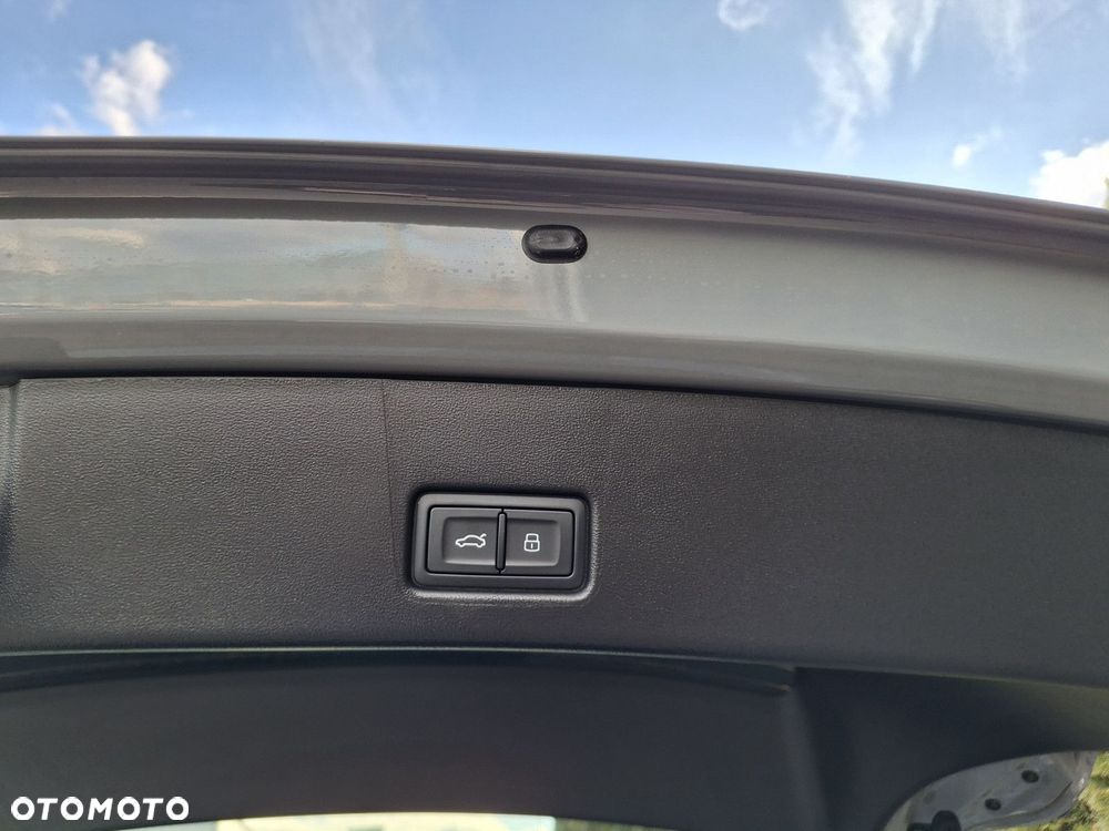 Audi Q4 Sportback e-tron - 10