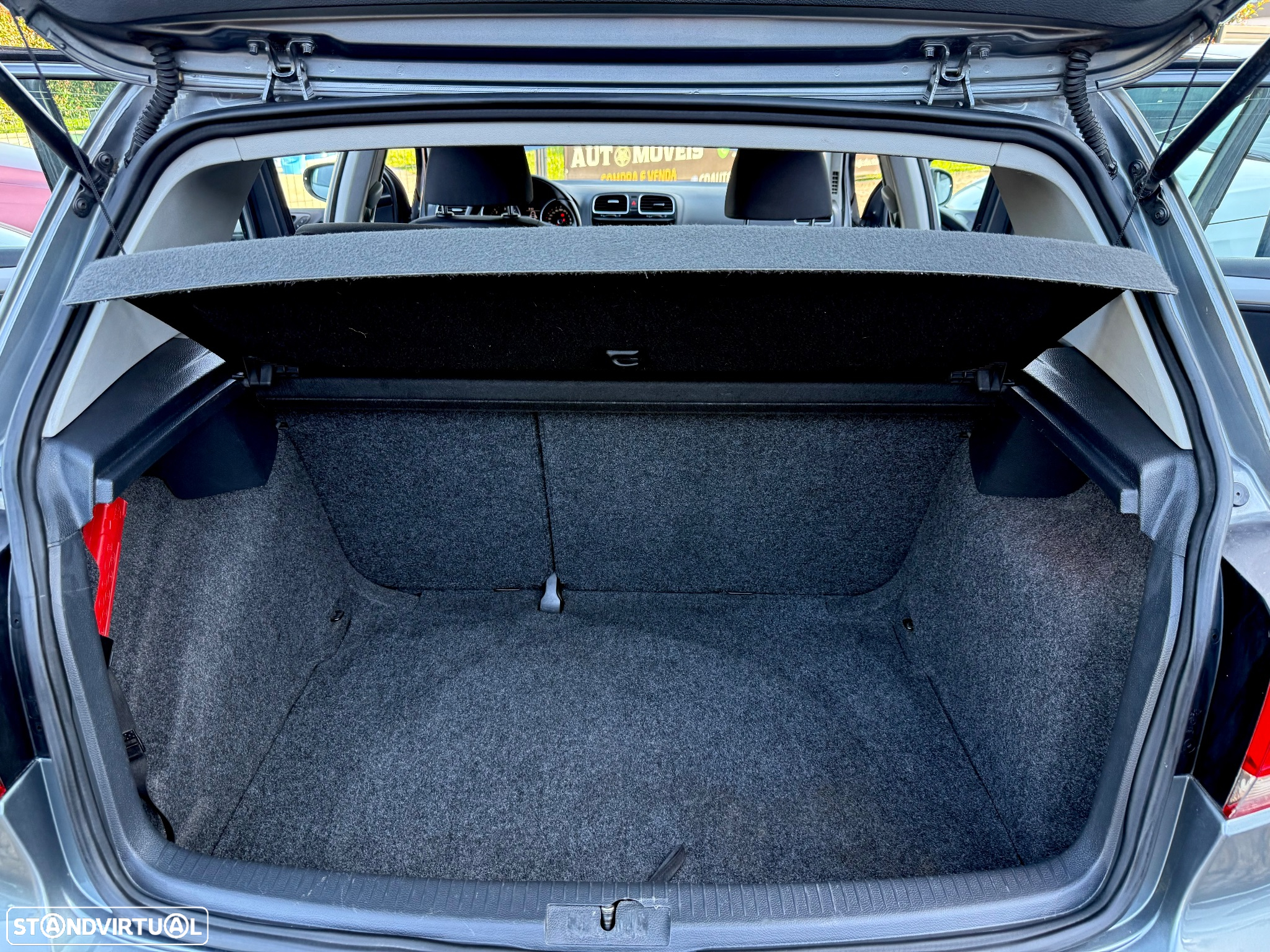 VW Golf 1.6 TDi Style - 32