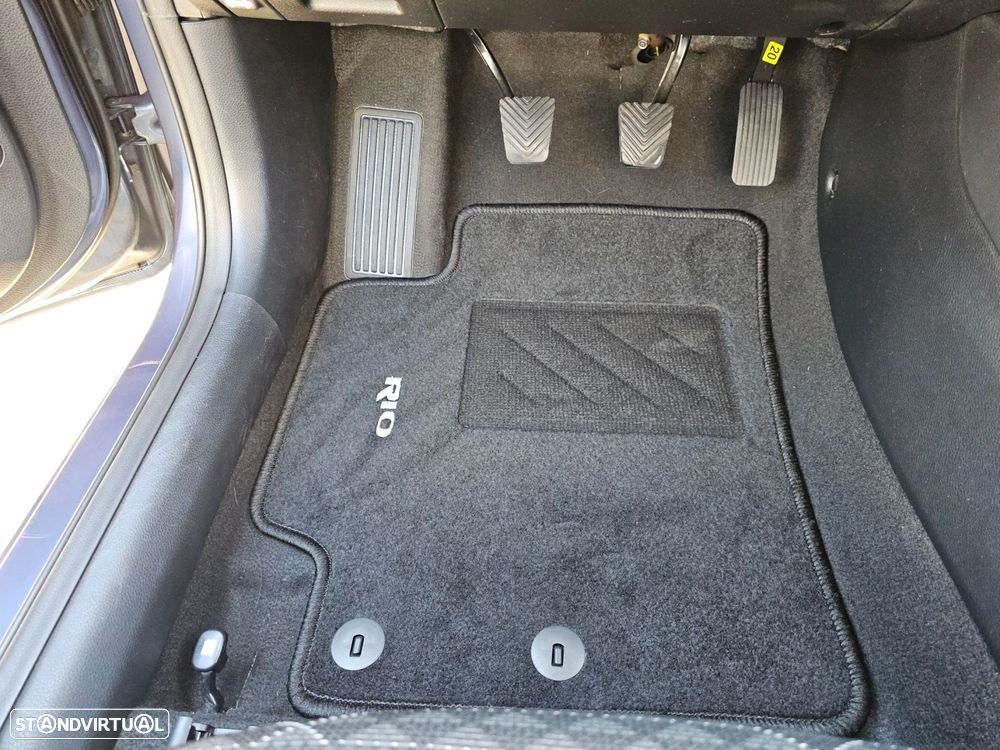 Kia Rio 1.2 CVVT Urban - 22