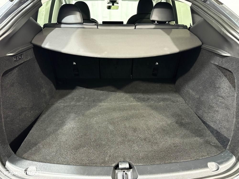 Tesla Model Y Performance Dual Motor AWD - 54