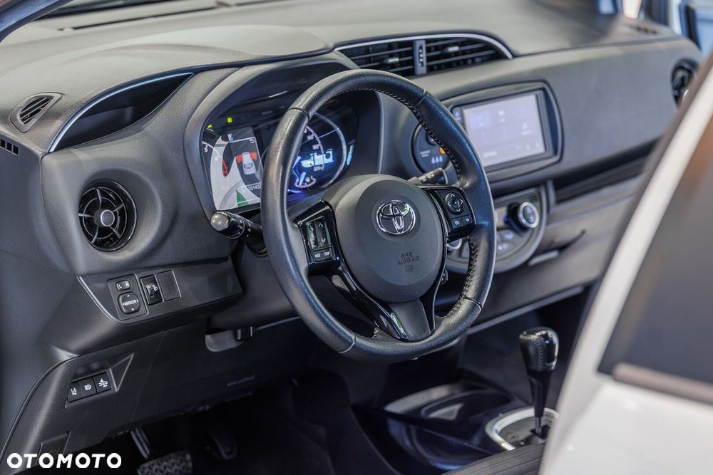 Toyota Yaris - 41