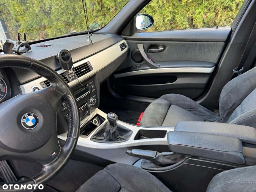 BMW Seria 3 318i - 13